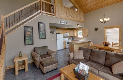 Walker Cabin | Cabin 103 - Closed Loft/Modern, Clean, Comfortable