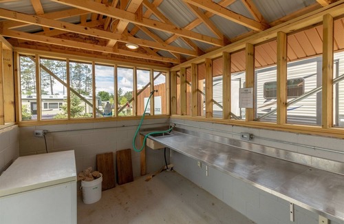 Walker Cabin | Cabin 103 - Closed Loft/Modern, Clean, Comfortable