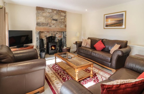 Clarencefield Cottage | Cabin ∙ 2 bedrooms ∙ 4 guests
