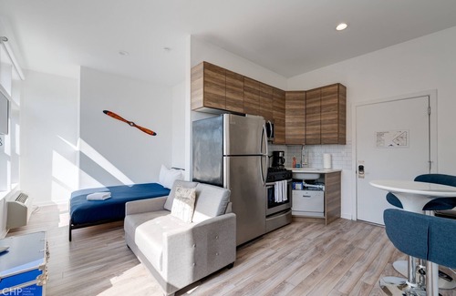 River West Apartment | Cabin 208 by 747 Lofts