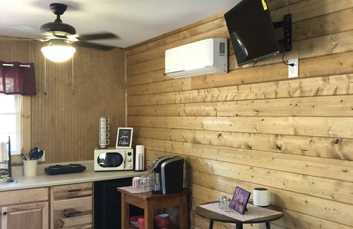 Moravian Falls Cabin | Cabin 3, the delightful Joy cabin in the heart of Moravian Falls, NC