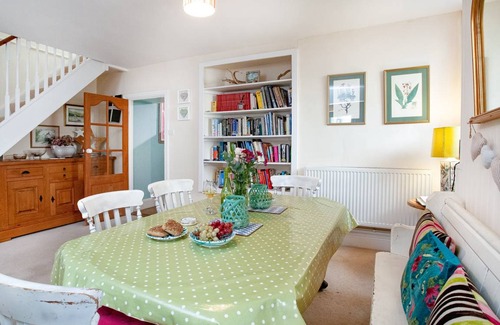 Polruan Cottage | Cabin ∙ 4 bedrooms ∙ 8 guests