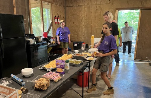 Hatfield RV Rental | Cabin 5 - Rustic Mountain Cabin - Up to 3 persons