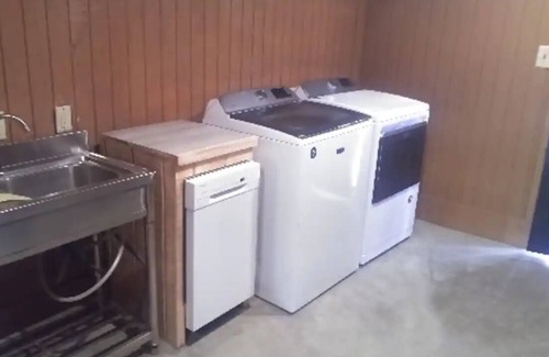 Hatfield RV Rental | Cabin 5 - Rustic Mountain Cabin - Up to 3 persons