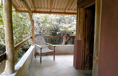 Habarana Cabin | Cabin Air Conditioned - Eagles Wing's GuestHouse