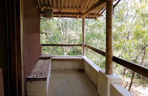 Habarana Cabin | Cabin Air Conditioned - Eagles Wing's GuestHouse