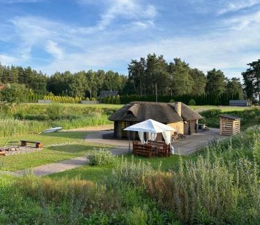 Zambrow Apartment | Cabin by the pond