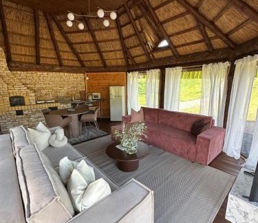 Zambrow Apartment | Cabin by the pond