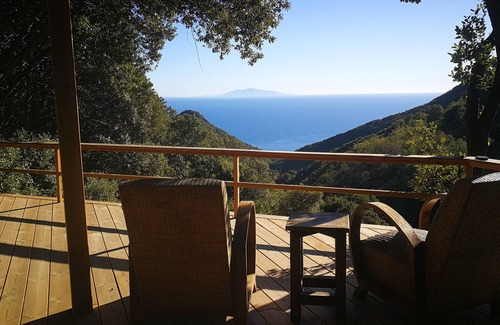 San-Martino-di-Lota Cabin | Cabin deluxe in the trees somptuous sea view in Corsica for couples in love