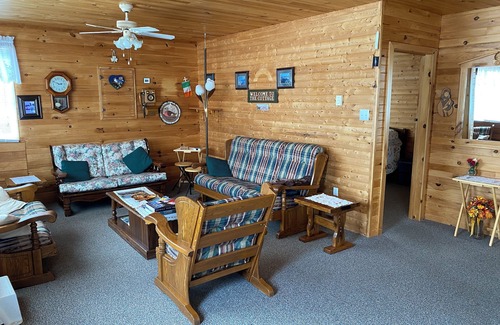 Fermeuse Cabin | Cabin Harbour View + Sitting Area + Fire Pit + BBQ