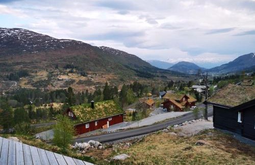 Eid House | Cabin in beautiful surroundings at Harpefossen
