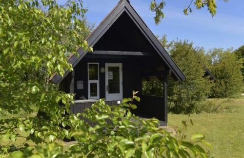 Pandrup House | Cabin in camping resort-shared bathroom