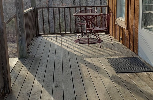 Fifty-Six Cabin | Cabin in Heart of the Ozarks