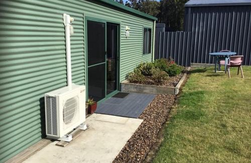 Pipers River Apartment | Cabin in the Tasmanian Bush - Tranquility!