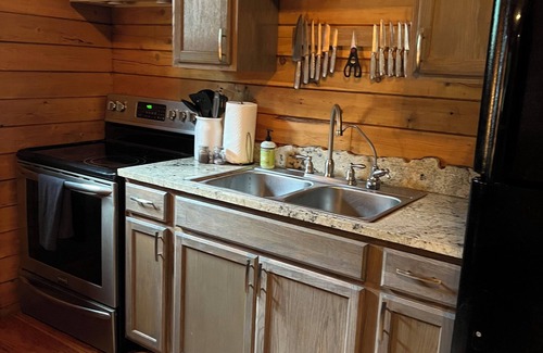 Huey Cabin | Cabin In The Woods