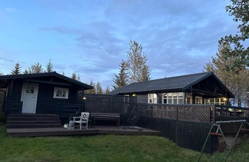 Selfoss Ski Chalet | Cabin in Vaðnes
