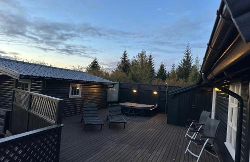 Selfoss Ski Chalet | Cabin in Vaðnes