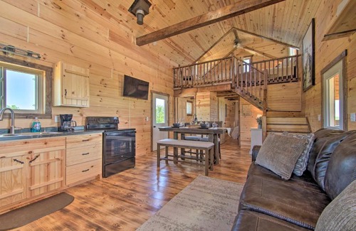 Blanchardville House | Cabin on 35-Acre Farm in Blanchardville with Trails!