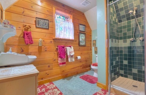 Lake Helen House | Cabin On The Lake