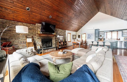 Prattsville Ski Chalet | Cabin w/Mountain Views, Hot Tub, AC, Pet + Family Friendly, WFH, Fireplace