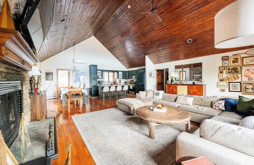 Prattsville Ski Chalet | Cabin w/Mountain Views, Hot Tub, AC, Pet + Family Friendly, WFH, Fireplace