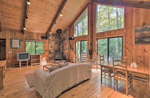 Sandisfield House | Cabin with 3 Acres, Tennis Courts By 4 Ski Mtns