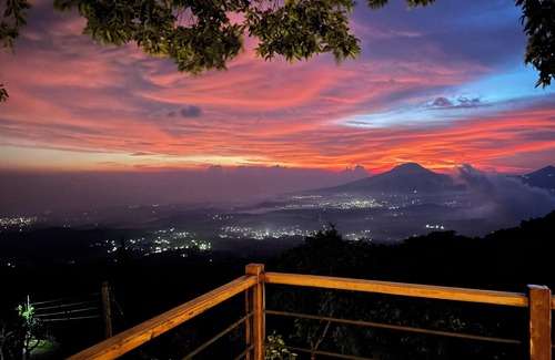 Juayua Cabin | Cabin with luxurious views ideal for family relaxation