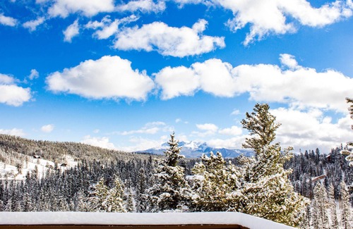 Spring Valley Cabin | Cabin with private hot tub, lake and mountain views, large deck