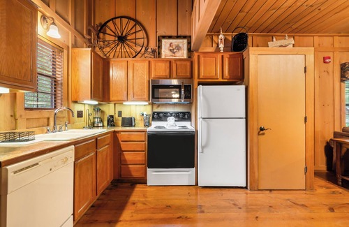 Branson Cabin | Cabins at Green Mountain