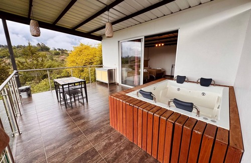 El Penol Ski Chalet | CABINS WITH BEAUTIFUL VIEWS, WITH JACUZZI GUATAPE