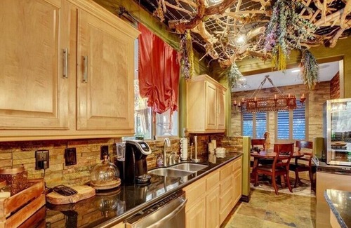Seven Hills House | Cabo oasis in the heart of Las Vegas