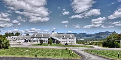Lancaster Hotel | Cabot Inn & Suites
