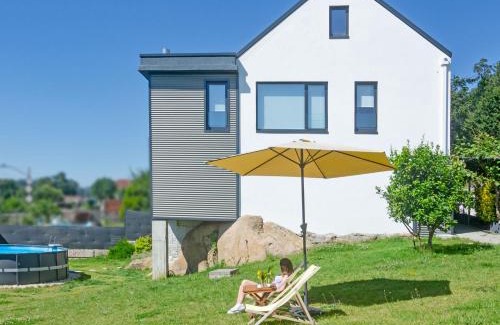 Mos House | Cachada Turhouse