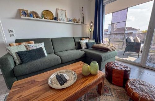 Decines-Charpieu Apartment | Cactus Groupama Stadium-LDLC Arena-Eurexpo