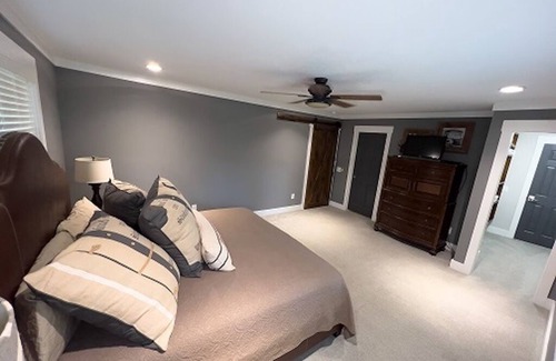 Laurel Fork Ski Chalet | Caddie's Creekside Lodge