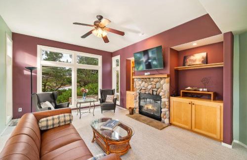 Manzanita House | Caddy Corner MCA#1122