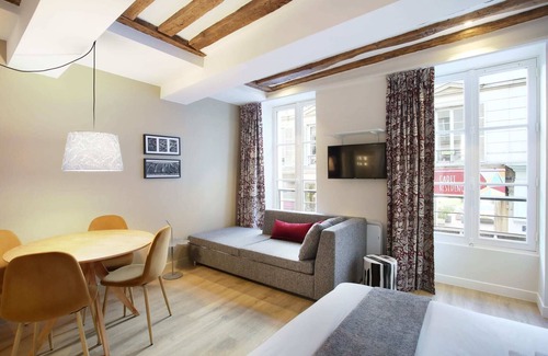 Quartier du Faubourg-Montmartre Apartment | Cadet 103 - Studio Apartment, Sleeps 3
