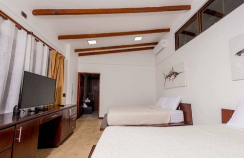 Coco Hotel | Café de Playa Beach Front Hotel