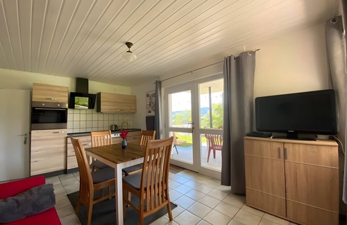 Muehlenbach House | Café Pension Pfaus - 1 Holiday Apartment (4 guests), 3 Double Rooms and 1 Triple Room