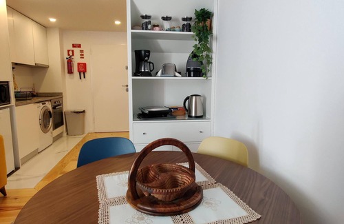 Santa Marinha Apartment | Cais de Gaia Historic Loft