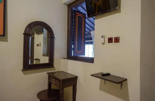 Surakarta Hotel | Cakra Homestay Solo Mitra RedDoorz