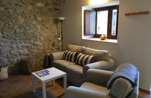 Das Apartment | Cal Barné, eco-apartament a Das amb jardí