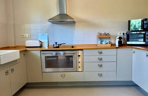 Llivia Apartment | CAL QuEROL LLIVIA - Spacious 3BR apt, comfort & relaxation in Cerdanya · Pets