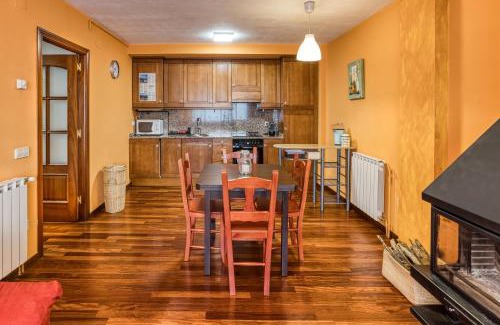 Sant Pau de Seguries Apartment | Cal Tatanet