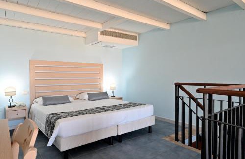 La Caletta Resort | Cala Della Torre Resort