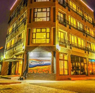 Magong House | Calamari