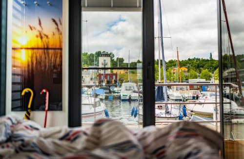 Mucheln Apartment | Calanthe - DAS HAUSBOOT