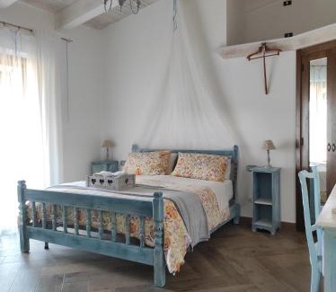 Mercato San Severino Bed & Breakfast | Caledonia B&B