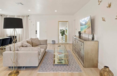 Gardena House | California Dream Home Close To Manhattan Beach and SO-FI