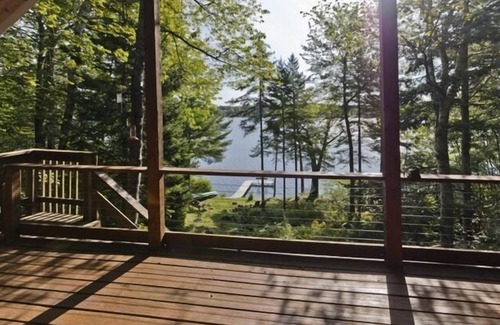 Hope Cottage | Call of the Loon-Cozy, Delightful Cottage on Quiet Hobbs Pond